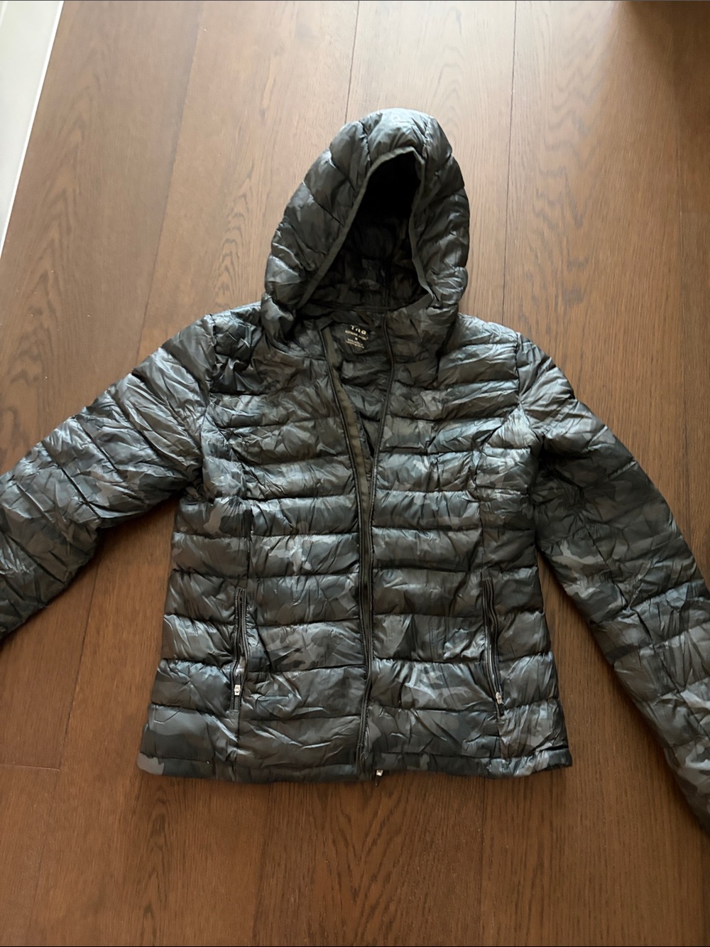ARITZIA BOTANIE PUFFER JACKET MEDIUM